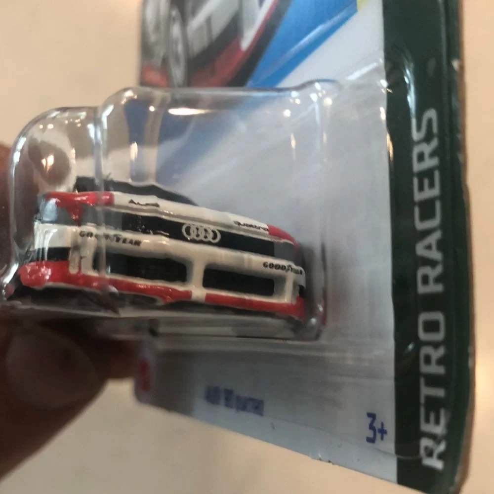 Retro Racers Audi '90 Quattro - White and Black